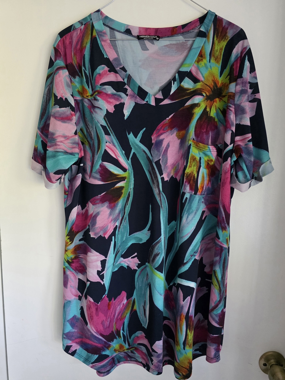 HEIMISH USA Navy Floral V-Neck Tunic with Pink & Teal Accents 2xl